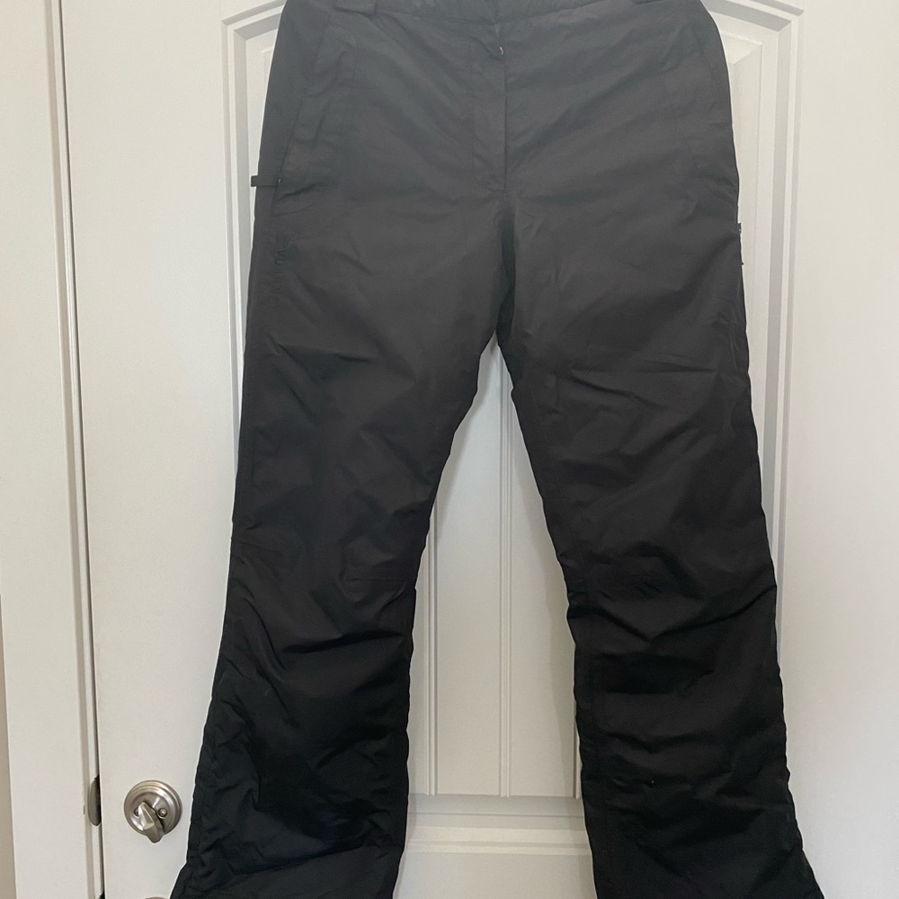 Black ski pants
